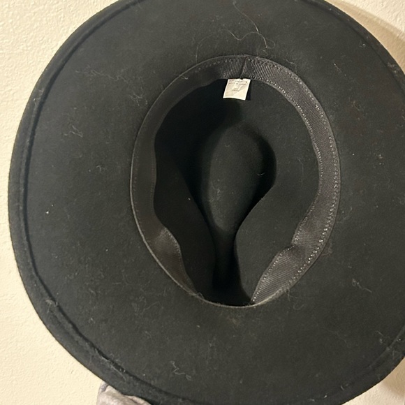 Universal Thread black hat - Picture 3 of 3